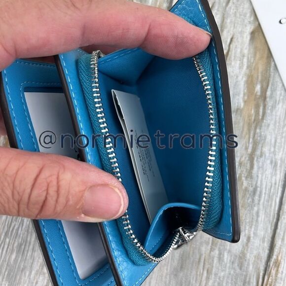 Coach X Peanuts Leather Snap Wallet With Linus Bag Purse - Picture 6 of 9